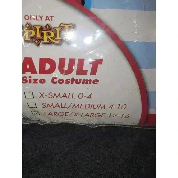 Where's Waldo Wenda Costume - Picture 4 of 4